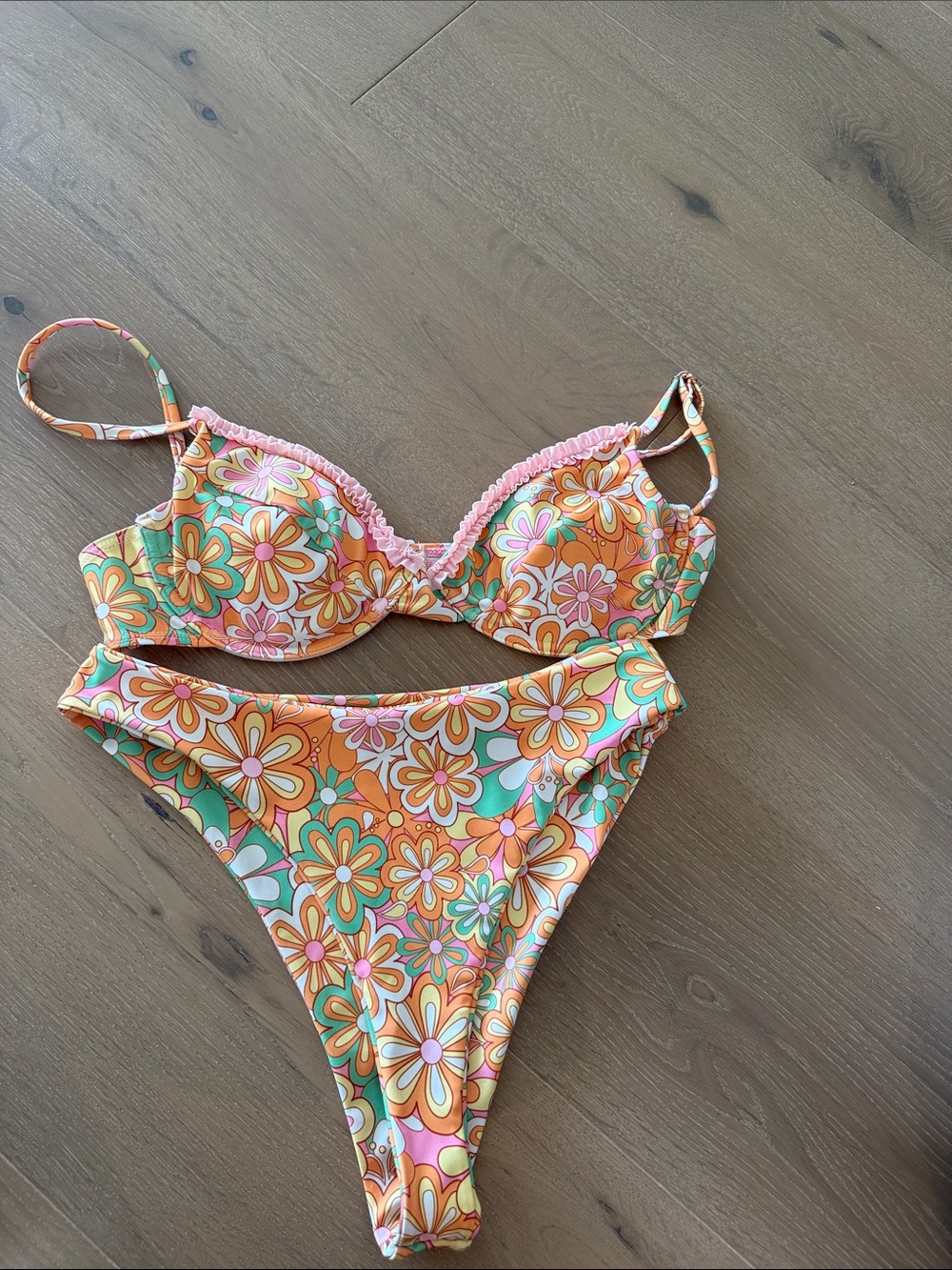 Floral High-Cut Bikini Set in Orange and Pink